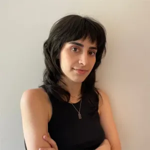 View Cristina Hernandez's knitwear designer profile